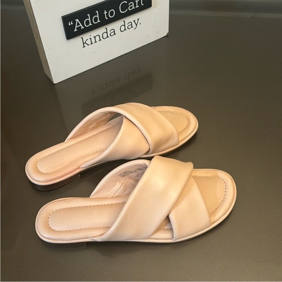 Women's Cream Slide Sandals - Picture 2 of 7